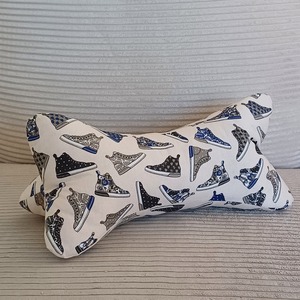 Lese-Knochen "Chucks"